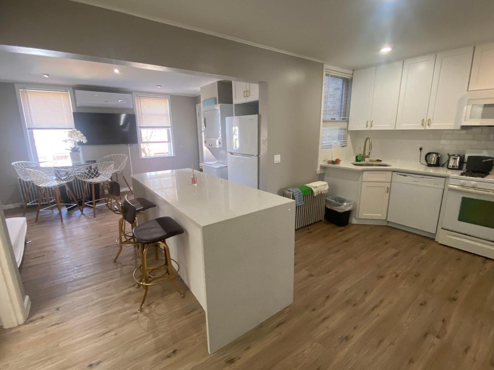 Cozy Apartments Woodside Near Manhattan นิวยอร์ก ภายนอก รูปภาพ
